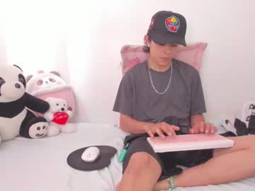 Nyl_o_o, 18 years old, GOAL: Oil in the body and naked [150 tokens remaining] Welcome to my room! #boy #18 #young #latina #men #feet #blonde #redhead #lovense #new, webcam photo