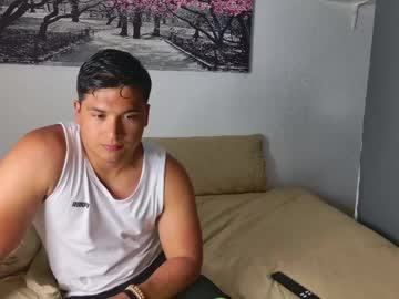 octavio_quinn - Live Male Cam – Free Gay Cam Show