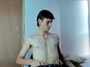 oliver_artt – Watch Him Jerk, Strip, & Show It All