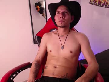 Oliver_diaz_, 24 years old, GOAL: Full naked [100 tokens remaining] Make me happy!! #feet #alpha #muscle #bigcock #new, webcam photo