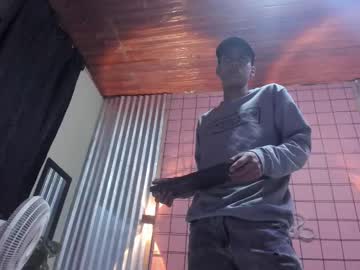 oliver_mejia - Live Performer