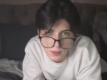 oliver_star_boy - Live Male Cam – Free Gay Cam Show