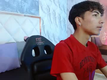 osamu_tay - Live Male Cam – Free Gay Cam Show