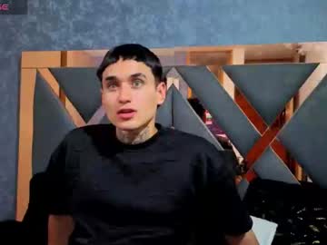 owen_desmond - Live Male Cam – Free Gay Cam Show