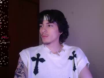 P_parker222, 21 years old, GOAL: Take it off shir-t♥ [3 tokens remaining] Welcome to my room!♥ #smoke #bigdick #18 #lovense #new, webcam photo