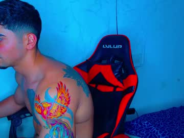perfec_king00 – Watch Him Jerk, Strip, & Show It All