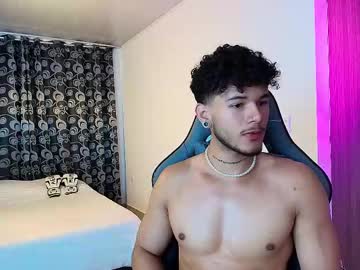 pertty_ken_boy - Live Male Cam – Free Gay Cam Show