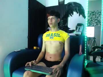 philipp_jones - Live Male Cam – Free Gay Cam Show