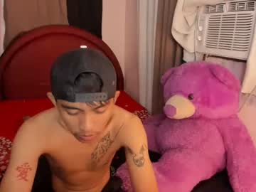 Prettyboy_asian, 19 years old, Hi im mark and im just new here wanna and play my cum! #asian #twink #new #bigcock #skinny #student [539 tokens remaining], webcam photo