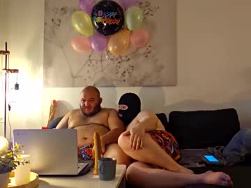 pretyboyl – Watch Him Jerk, Strip, & Show It All