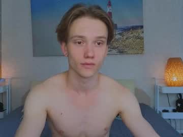 Pupsenish, 22 years old, doggy style naked [200 tokens left] #new #cum #bigdick #young #fit, webcam photo