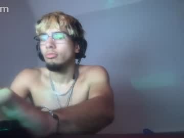 Pussyssucker76, 22 years old, Lets play! 💦 🎯 fully naked all stream [160 tk left] #dirtytalk #kinky #new #naughty #sexy, webcam photo