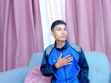 Raven_yees, 19 years old, GOAL: get naked baby show ur body [188 tokens remaining] Welcome to my room! #18 #new #twink #cum #young, webcam photo