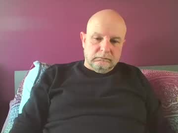 Reddw1, Reddw1's room #mature #sexy #feet #privateshow, webcam photo