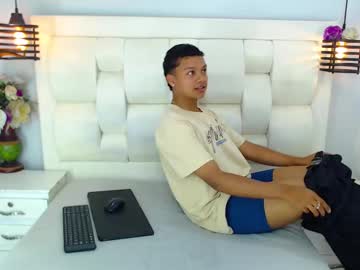Rednax_, 21 years old, GOAL: Show Cum_ 700 [1000 tokens remaining] Welcome to my room! #18 #19 #cum #pvt #new, webcam photo