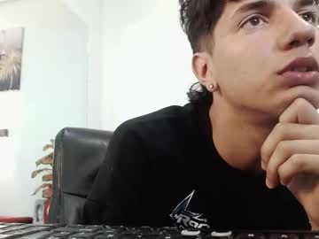 Rels_be, 18 years old, GOAL: stand up in underwear [71 tokens remaining] Welcome to my room! #twink #18 #bigcock #skinny #new, webcam photo
