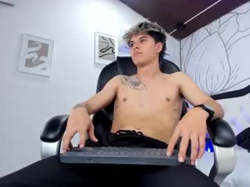 rio_miller - Live Male Cam – Free Gay Cam Show