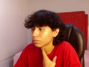 Rob_musk, 18 years old, GOAL: stroke hard cock [300 tokens remaining] Welcome to my room! #18 #hairy #teen #twink #cum, webcam photo