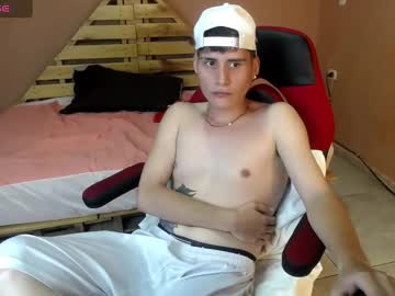 Rorydusk, 21 years old, Hello, I want to make friends all over the world [699 tokens left] // #latino #bigcock #18 #young #new, webcam photo