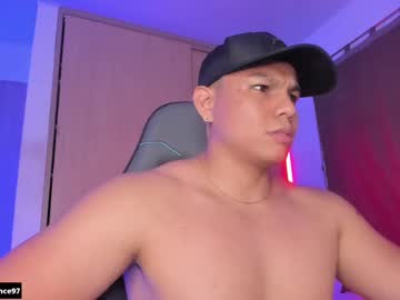 roy__constance – Live Performer