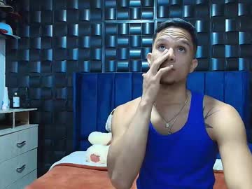 roy_barney - Live Male Cam – Free Gay Cam Show