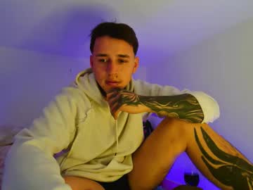 ryan_blake1 - Live Male Cam – Free Gay Cam Show