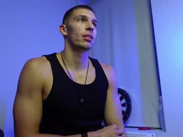 ryan_dozer - Live Male Cam – Free Gay Cam Show