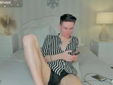 Ryan_stoney, 26 years old, first day first cum #lovense #bigcock #bigballs #18 #new, webcam photo