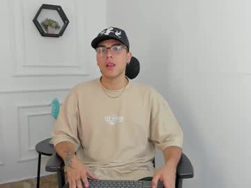 ryanfuller_ - Live Male Cam – Free Gay Cam Show