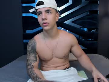Salvatore_damore, GOAL: Show cock [150 tokens remaining] bienvenidos a mi living room show cum en public [1000 tokens] #18 #bigcock #bigass #lovense #muscle, webcam photo