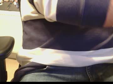 Samsenior70, 71 years old, Welcome! Chat and enjoy! 🤖 Goal: drop pants 🤖 #daddy #dadbod #chat #mature #new, webcam photo
