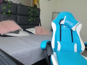 Samuel_dark, GOAL: Shirtless and spit on my nipples [87 tokens remaining] Welcome to my room! #18 #twink #young #cum #gay, webcam photo