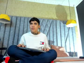 Santiabader, 19 years old, Santiabader's room #tattoo #new #18 #young #bigcock, webcam photo