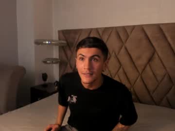 santiagomillers7 - Live Male Cam – Free Gay Cam Show