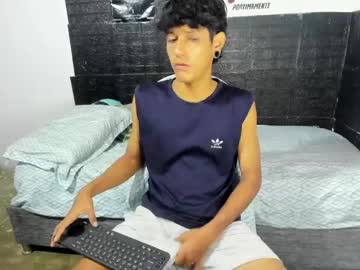 Santos_xd, 18 years old, Goal: show cum #dick #cum #ass #party #18, webcam photo
