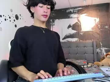 Santy_fox, 20 years old, Hello, I'm so horny and don't let my pussy dry - #new #twink #femboy #bigass #18 #anal #ass #blowjob #bigass, webcam photo