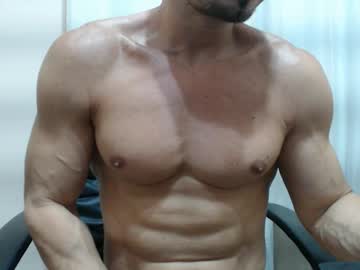 saradorj92 – Live Performer