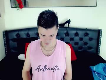 sebastian_loaiza - Live Male Cam – Free Gay Cam Show