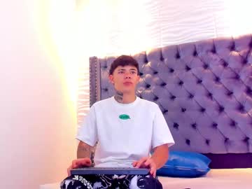 seven_turner - Live Male Cam – Free Gay Cam Show