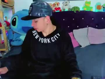 sexys23_hot - Live Male Cam – Free Gay Cam Show