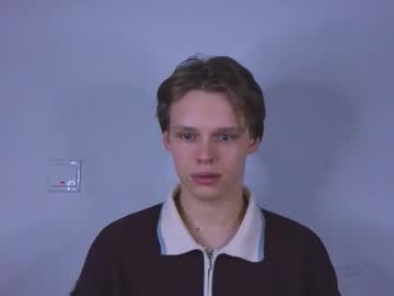 Shidoffer77, 18 years old, GOAL: Take T-shirt [88 tokens remaining] Welcome to my room! #18 #new #young #twink #bigcock, webcam photo