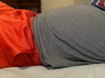 Shybutwilling2_4u, Distract me from working. #shy #new #dadbod, webcam photo