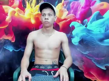 Sirryant, #CUM #BIGCOCK #MASTER #FINDOM #NEW #FEET #LATINO #C2C (cum now [843 tokens remaining], webcam photo