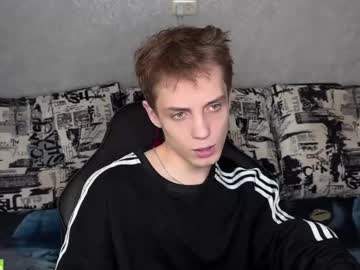 sky_hunter – Watch Him Jerk, Strip, & Show It All