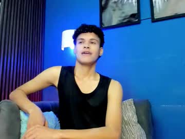 sky_rivers - Live Male Cam – Free Gay Cam Show