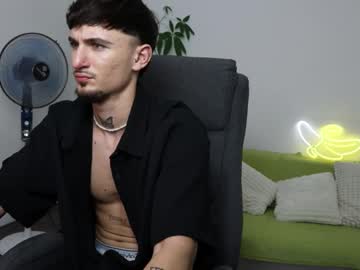 Spicyflame, 23 years old, STARTED LAST WEEK!:)) - Goal: Ice cube on nipples // #new #muscle #sph #cei #young [969 tokens remaining], webcam photo
