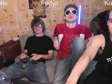 sponge_bob_spencer - Live Male Cam – Free Gay Cam Show