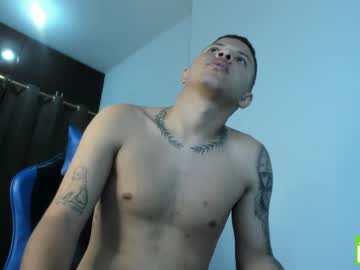 steven_skinnyboy - Live Male Cam – Free Gay Cam Show