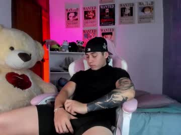 Stevens_by, 20 years old, // HEY GUYS!  IM NEW // GOAL IS CUM 🫣  #18 #muscle #young #new #cum [1111 tokens remaining], webcam photo