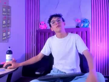 sthepanodimonaco - Live Male Cam – Free Gay Cam Show